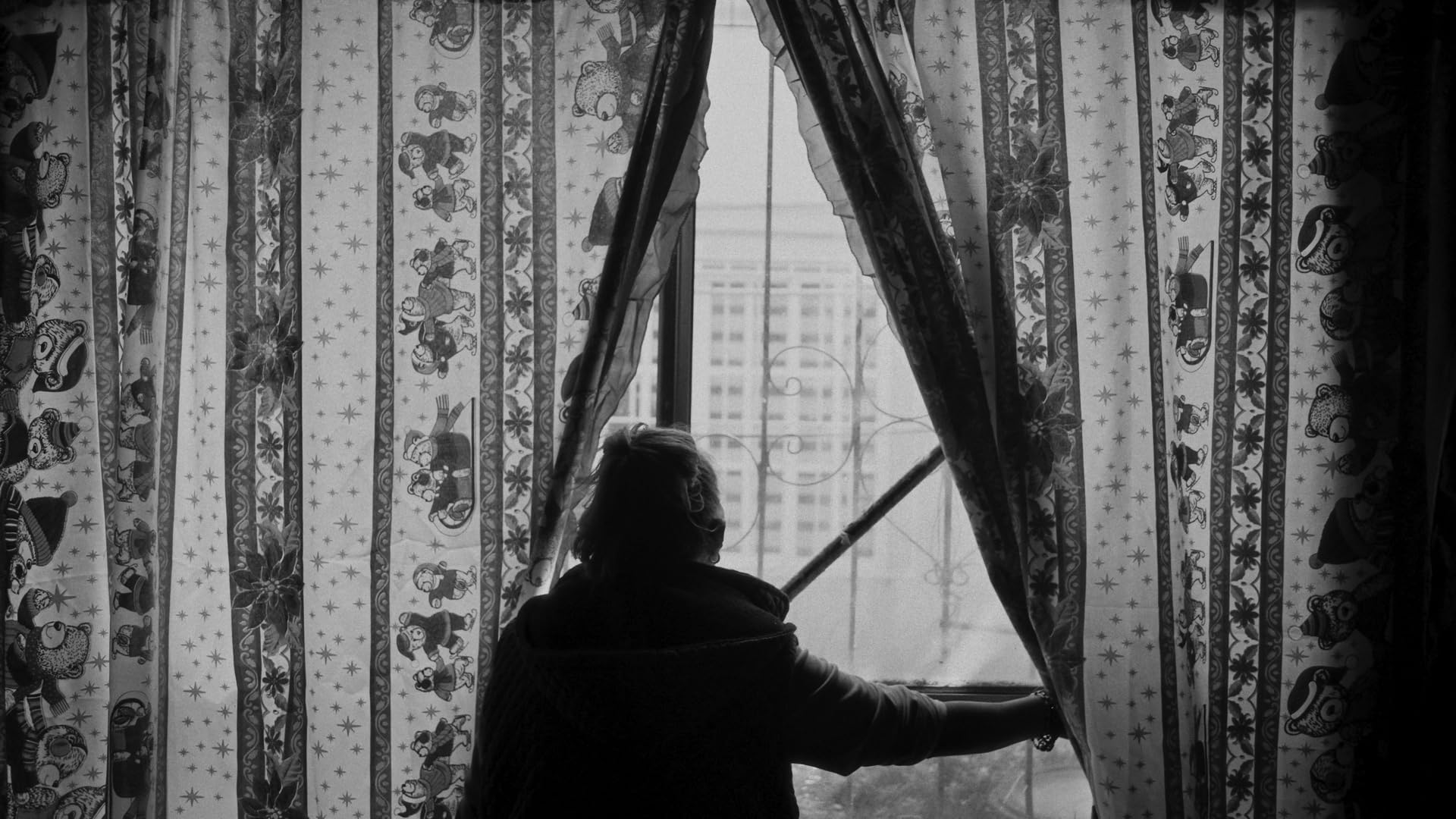 Tratado de Invisibilidad: Voces que Rompen el Silencio